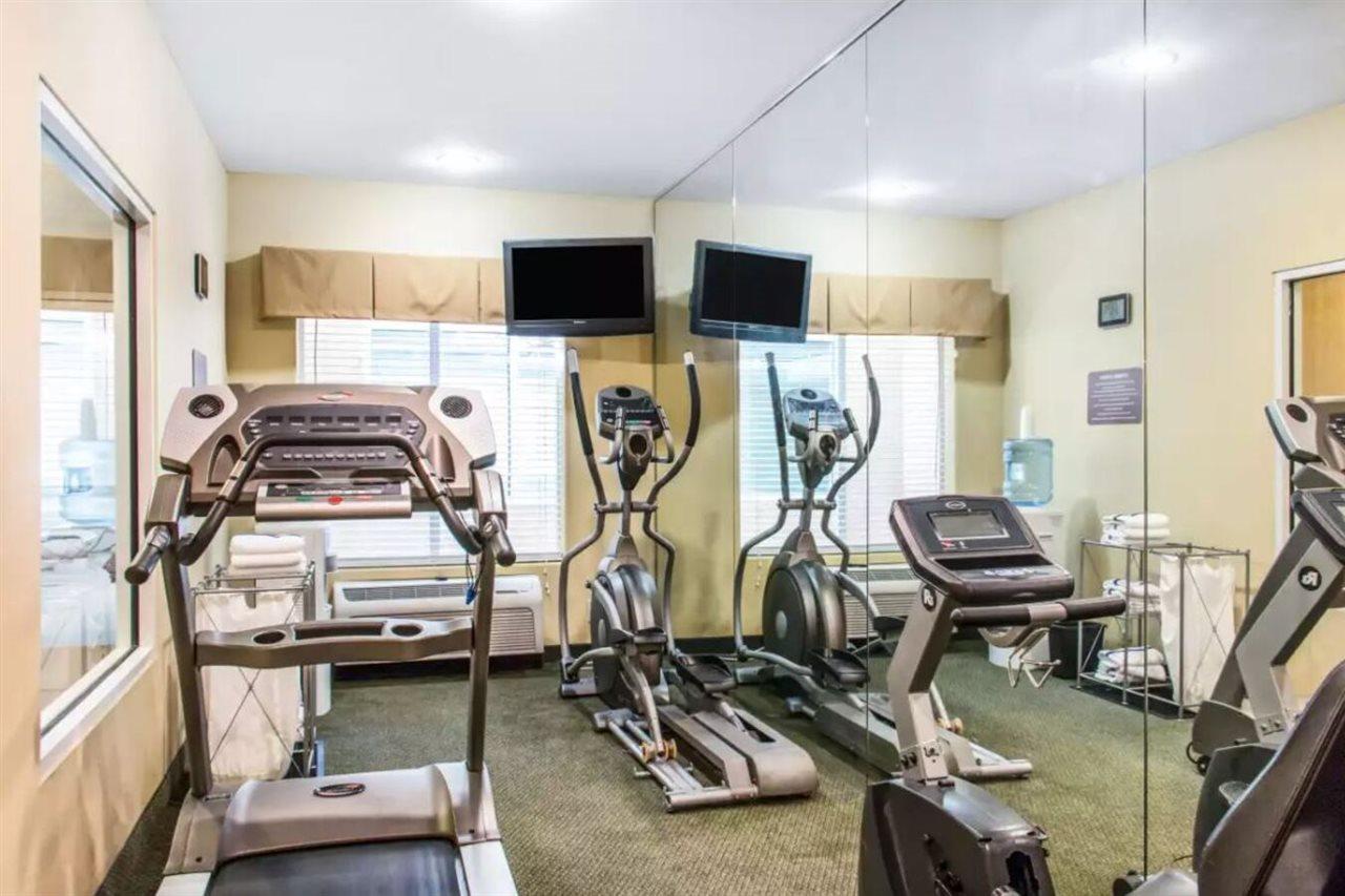 Sleep Inn & Suites Pooler Bagian luar foto